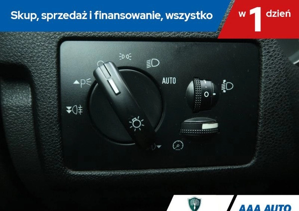 Ford Focus cena 14000 przebieg: 206060, rok produkcji 2005 z Myślenice małe 211